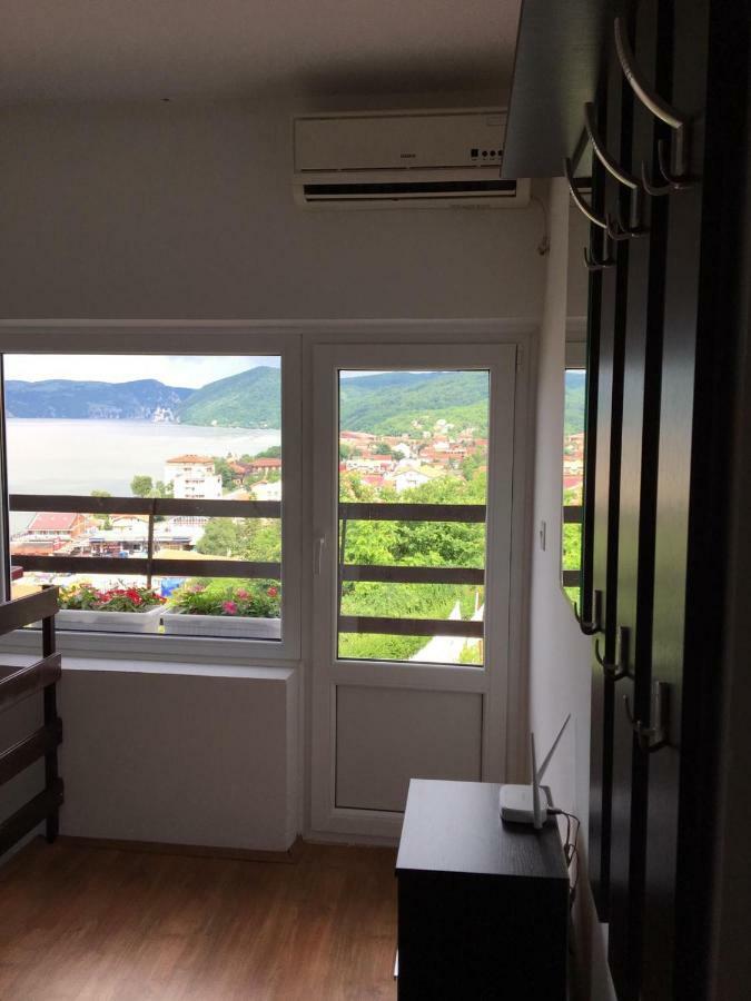 Apartmani Vidikovac Golubac Luaran gambar